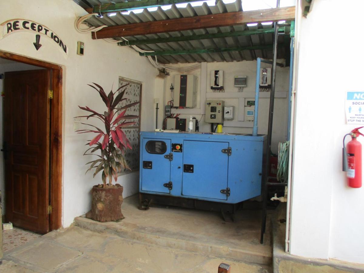 Simba Apartments Diani Beach Exterior foto